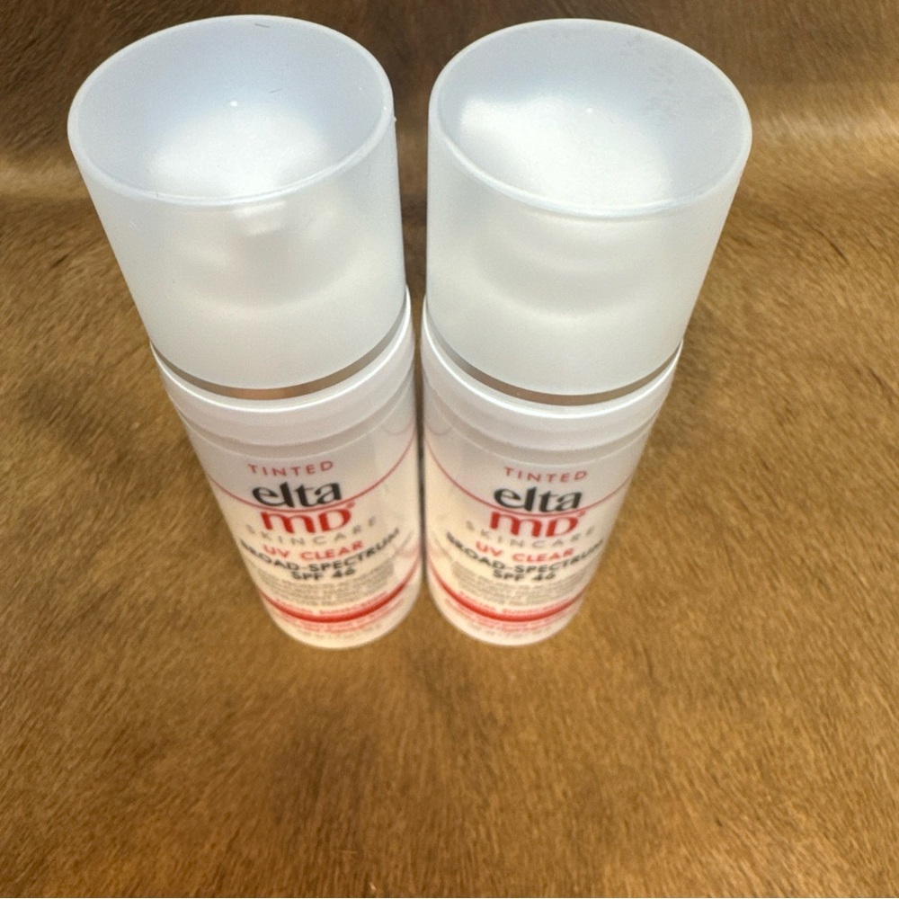2 X Elta MD UV Clear TINTED Broad-Spectrum Facial Sunscreen SPF 46 1.7 Oz New - Picture 14 of 16